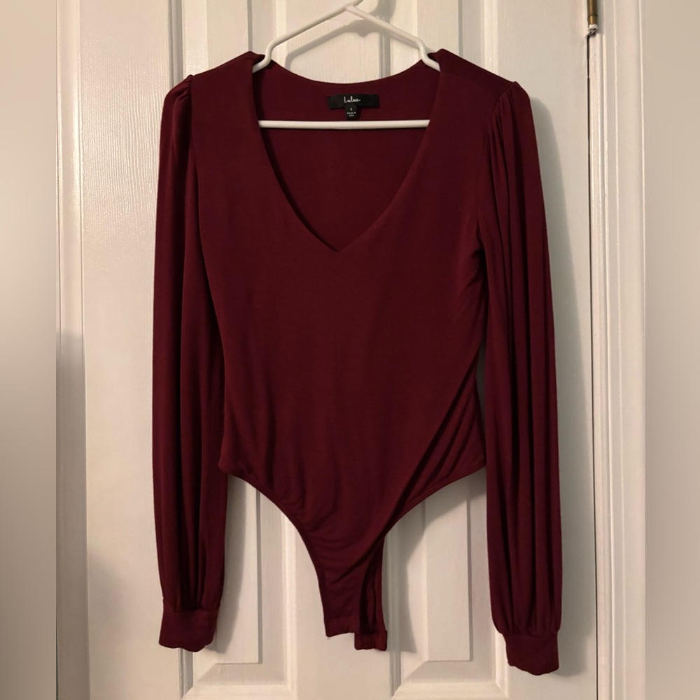 Lulu's Women's Burgundy Long-Sleeve V-Neck Bodysuit